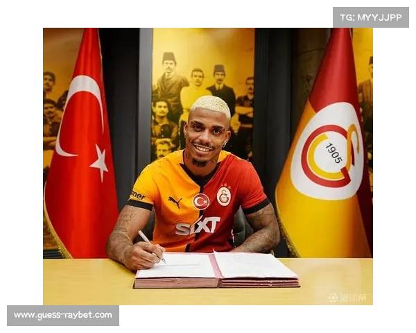 加蓬中场勒米纳关键进球难救主,世界杯梦想再度搁浅 加蓬中场勒米纳关键进球难救主,世界杯梦想再度搁浅